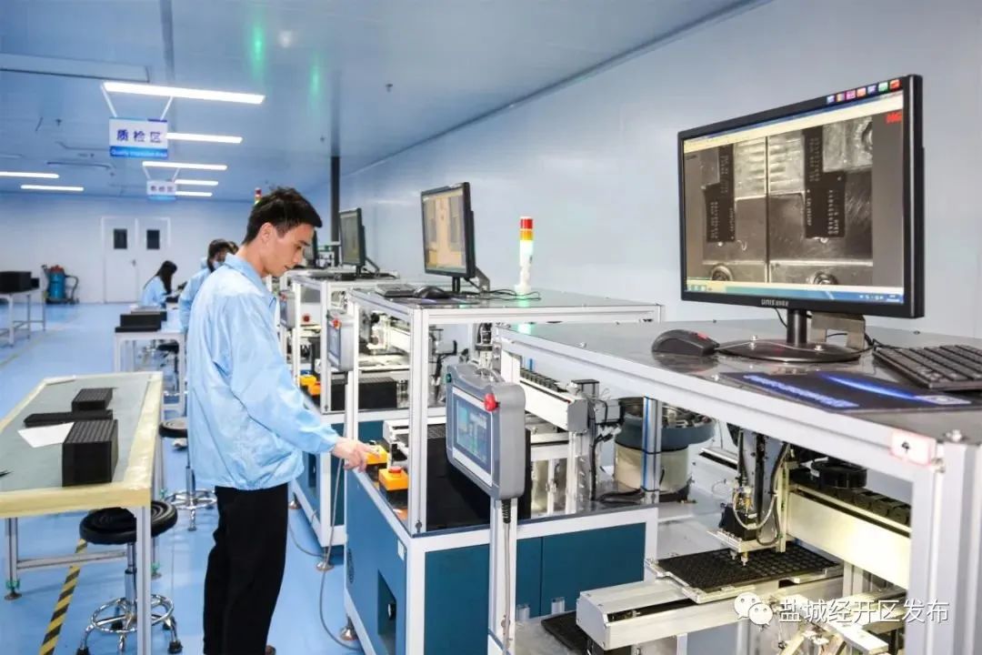 鑫硕泰总投资12亿元存储芯片项目一期建成投产