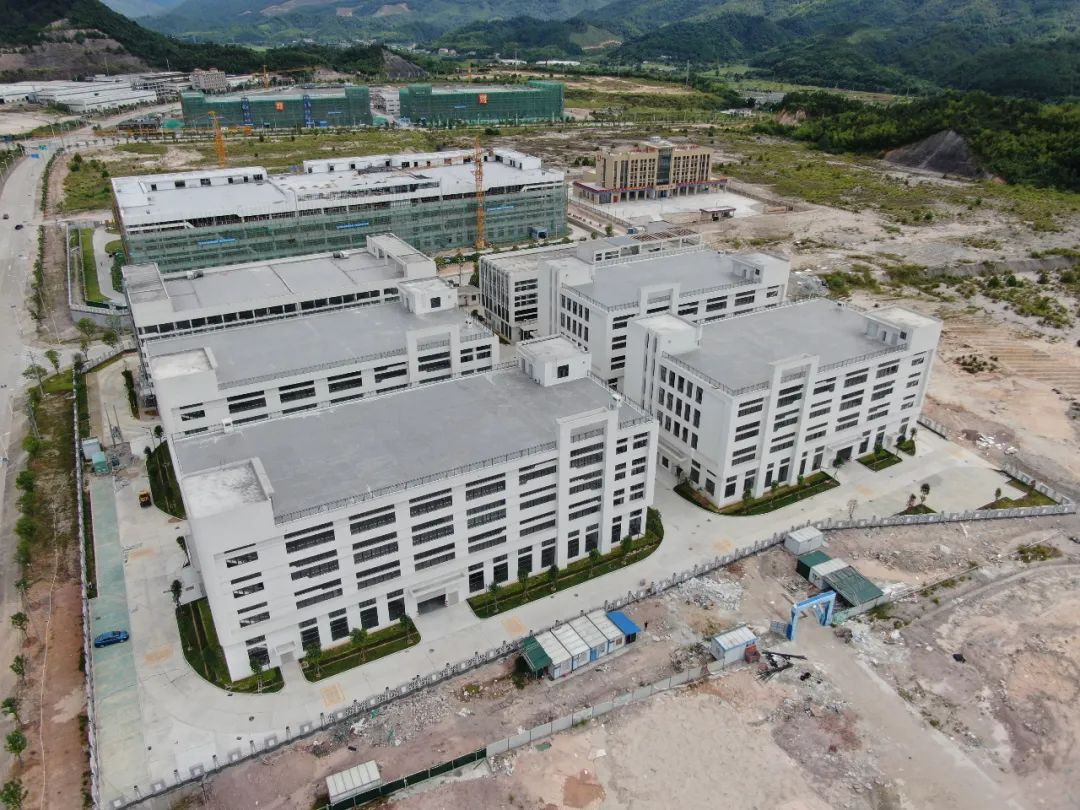 总投资10亿元，展鑫半导体封测及智能装备制造项目厂房完工