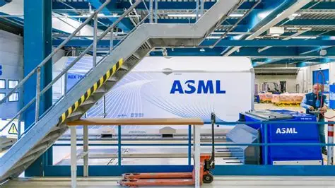 半导体封测年会：台积电、三星将导入ASML High-NA EUV，光掩模尺寸拟从6英寸升级至12英寸